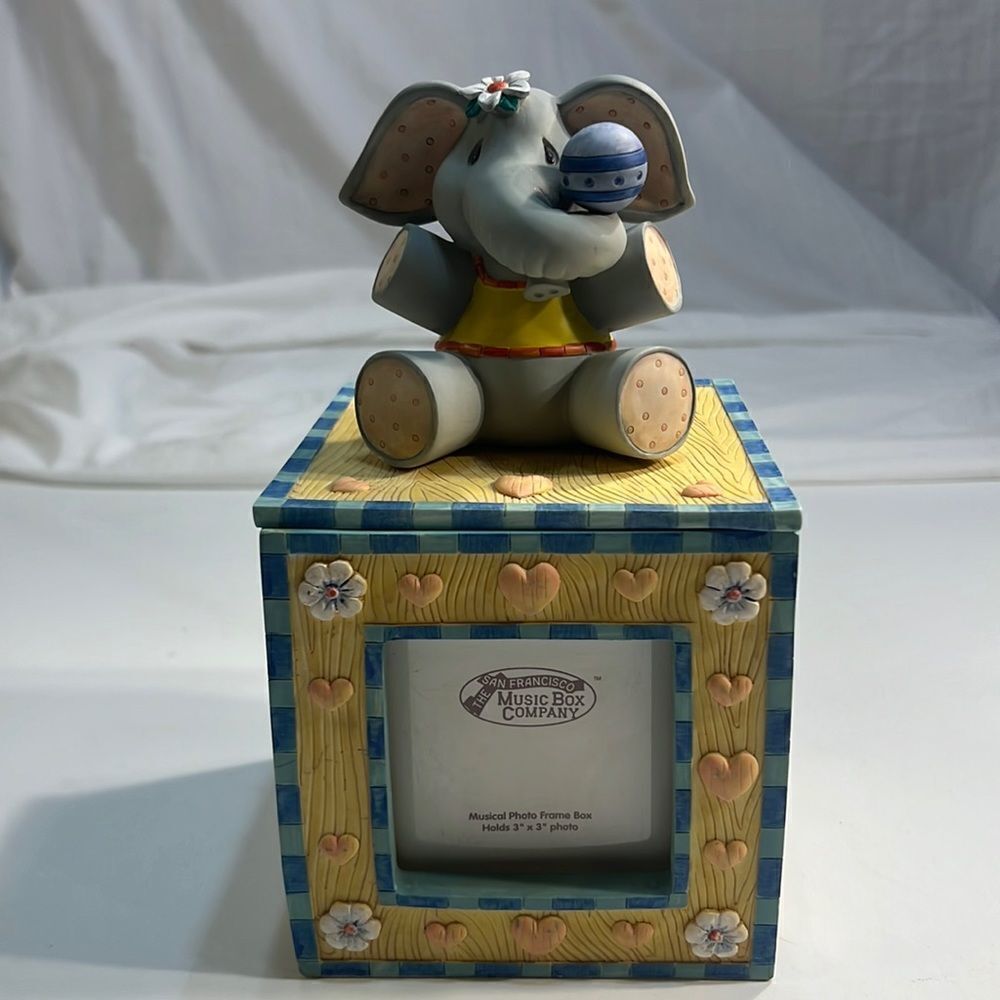 San Francisco Music Box- Baby express musical frame box‎